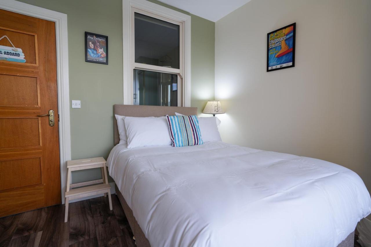 The Gaslight Inn Self Catering Holiday Apartments Rossnowlagh Donegal Buitenkant foto